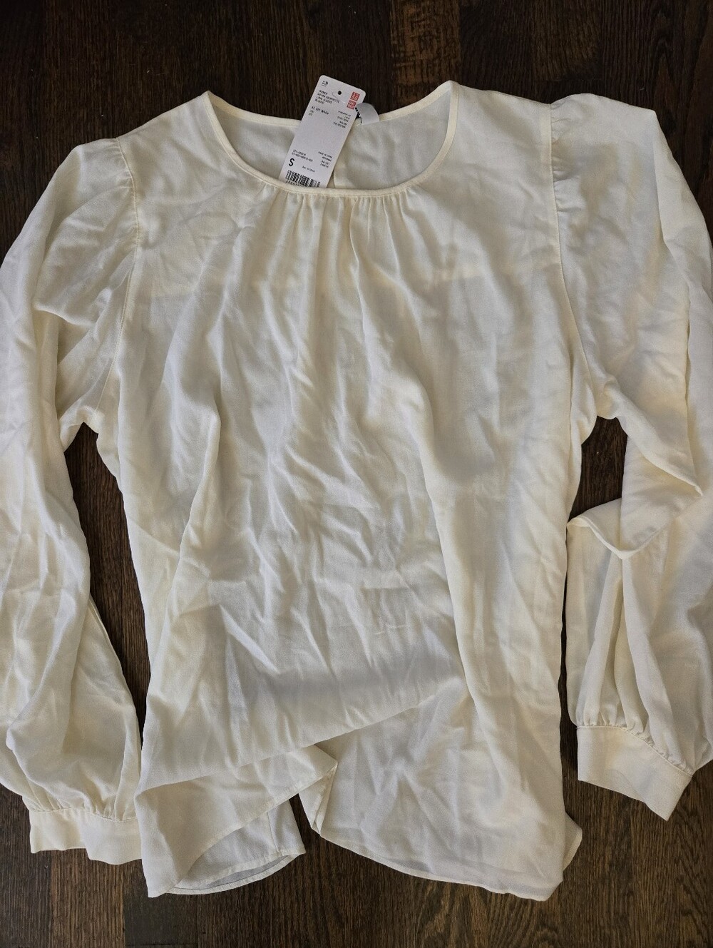 NWT Uniqlo Cream Long-Sleeve Women's Blouse